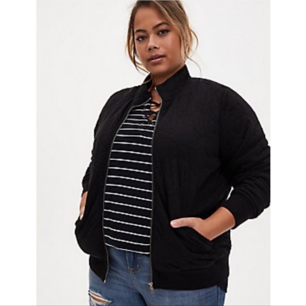 Disney‎ x Torrid Mickey Quilted Bomber Jacket Black size 20
